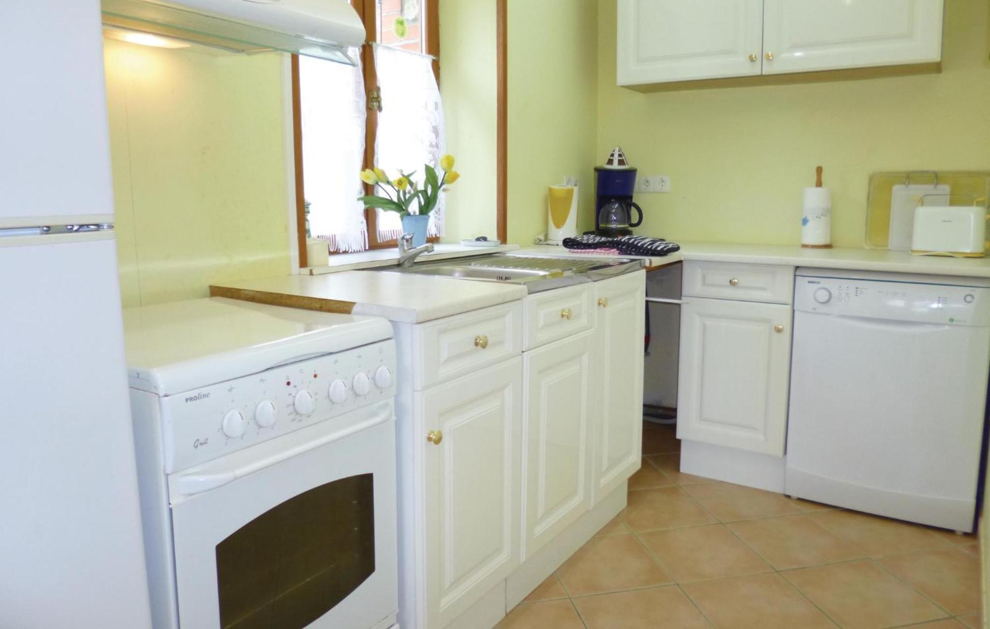 3 Bedroom Cozy Home In Brucheville Carentan-les-Marais Zewnętrze zdjęcie