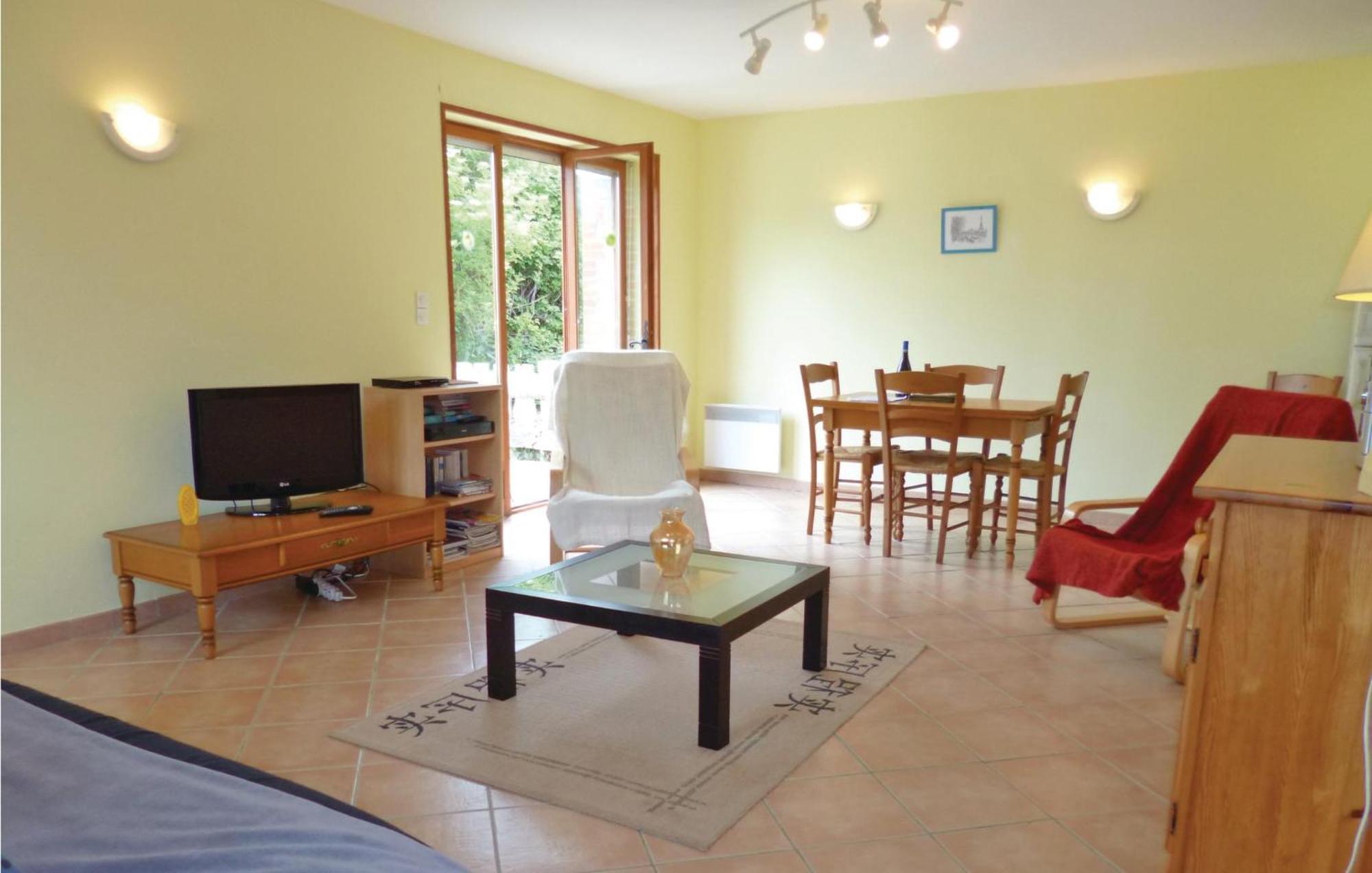 3 Bedroom Cozy Home In Brucheville Carentan-les-Marais Zewnętrze zdjęcie